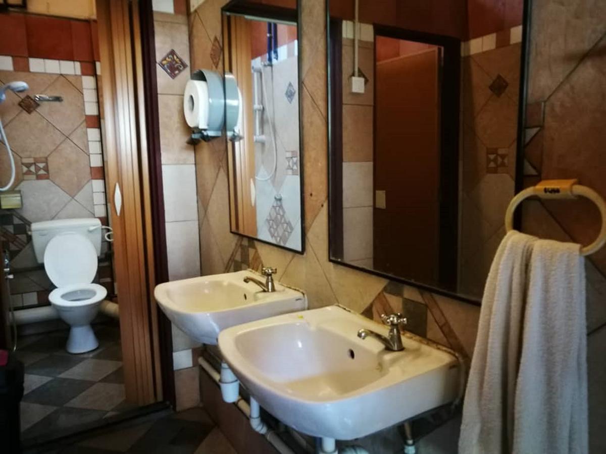 Grocer'S Inn Backpackers Guesthouse Κουάλα Λουμπούρ Εξωτερικό φωτογραφία